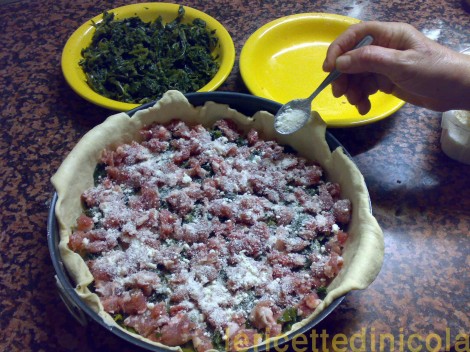 cucina,ricetta,ricette,ricette torte salate,scacciata siciliana,ricetta fotografata,ricette con salsiccia,ricette con verdure