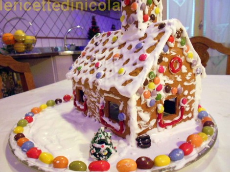 cucina,ricetta,ricette,ricette di natale,come assemblare gingerbread house,ricetta fotografata,ricette per bambini,